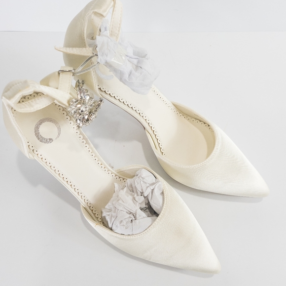 Journee Collection Loxley Heels - Picture 7 of 9